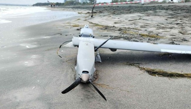 У Болгарії на пляжі знайшли дрон, який «вимило» з Чорного моря