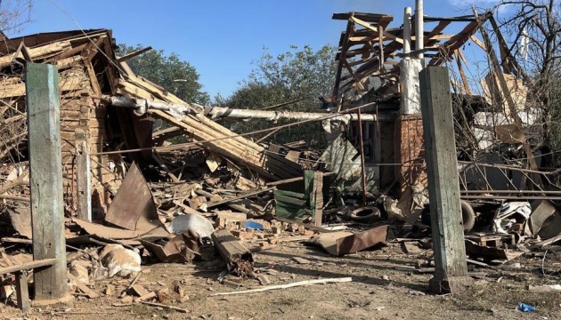 Ворог вдарив КАБами по Битицькому старостаті на Сумщині, пошкоджені будинки та ЛЕП