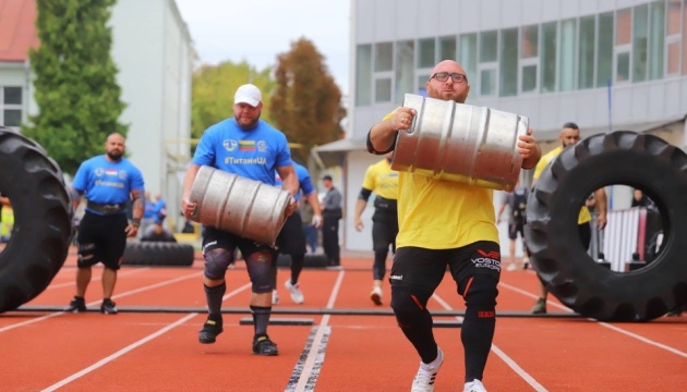 На Львівщині проходять спортивні змагання «ТитаниUA»