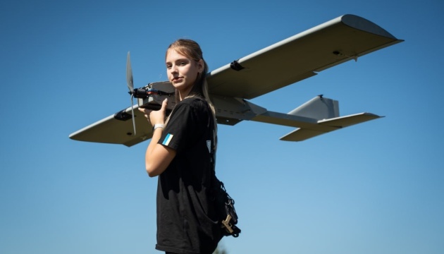 ウクライナ、射程４０キロ強の新型自爆型無人機の最終テスト終了＝副首相