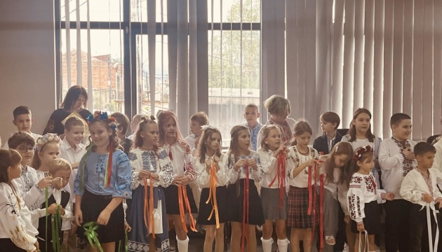 У школах Тбілісі пролунав перший дзвоник для українських учнів