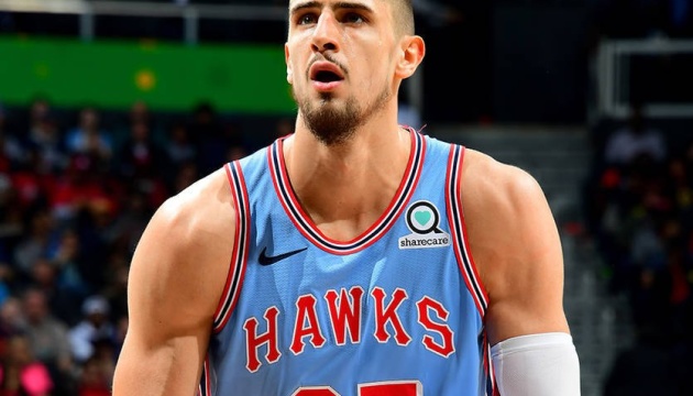 Український центровий Лень уклав угоду з клубом НБА «Нью-Йорк Нікс»