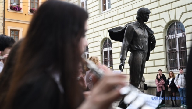 «Червона рута» у Львові: так звучить Історія