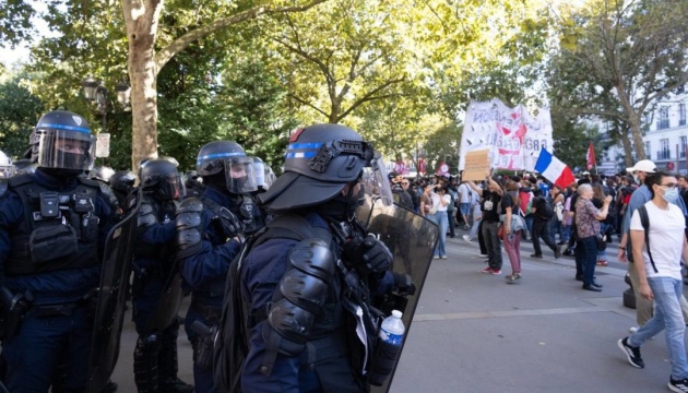 У Франції на акції протесту та страйки вийшли близько мільйона людей