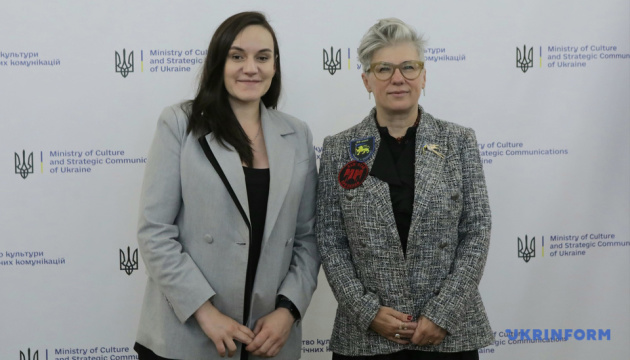 Бережна обговорила з послом Канади збереження культурної спадщини