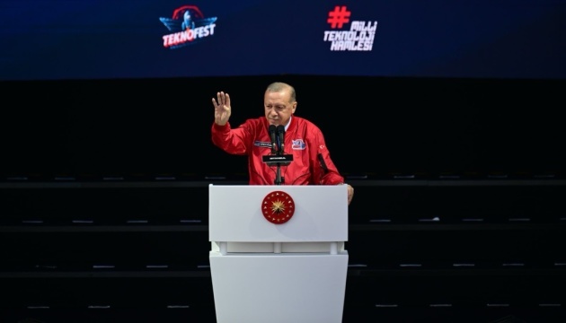 Туреччина ввійшла до світової трійки лідерів у виробництві БПЛА - Ердоган