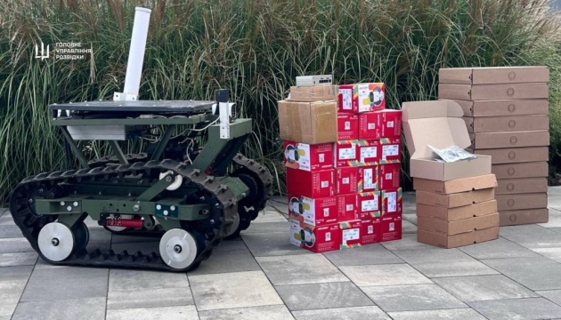 Спецпризначенці ГУР одержали від благодійників наземний роботизований комплекс та обладнання