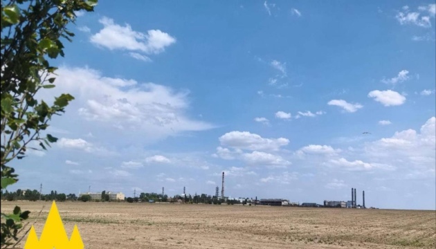 Росіяни маскують ППО біля «Кримського Титану» поблизу Армянська - партизани