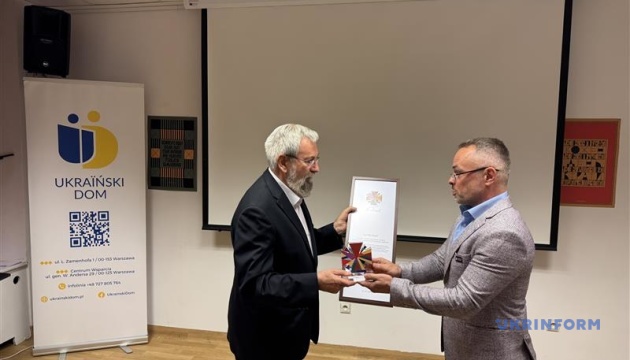 У Варшаві українському активісту вручили премію Леся Танюка