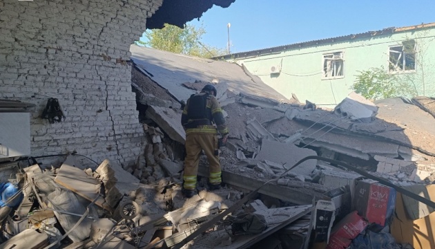 Guerre en Ukraine : Un mort et douze blessés dans des bombardements russes sur Zaporijjia