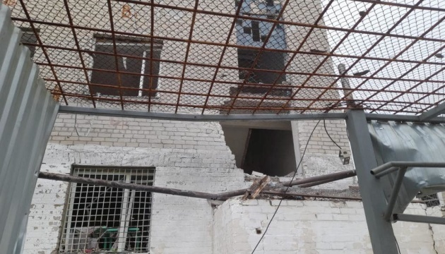 Des civils ukrainiens détenus en territoire occupé subissent tortures et violences sexuelles