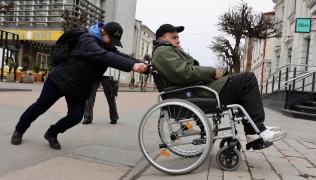 У Коломиї створили чотири безбар’єрні маршрути