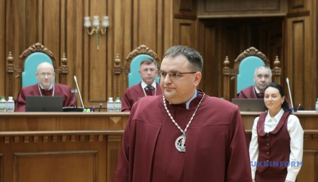 Новий суддя КСУ Барабаш склав присягу