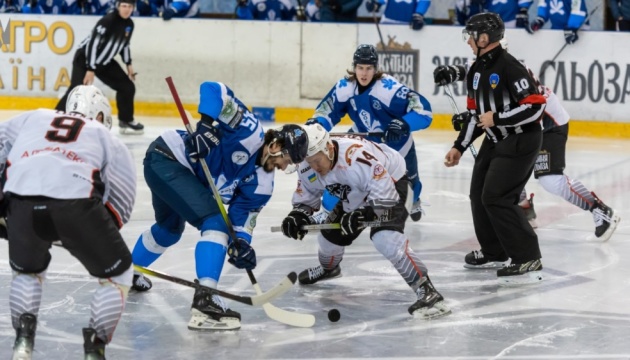 Стартував Кубок України з хокею