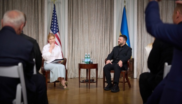 Зеленський зустрівся з представниками української громади в США