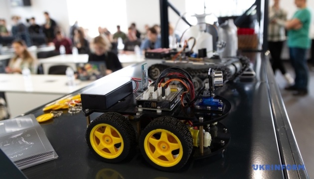 У КПІ відкрили нову лабораторію конструювання та робототехніки