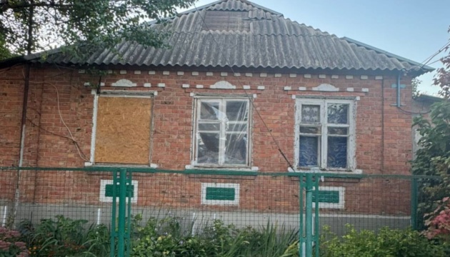 Росіяни били по Харківщині з артилерії та атакували КАБами, двоє поранених