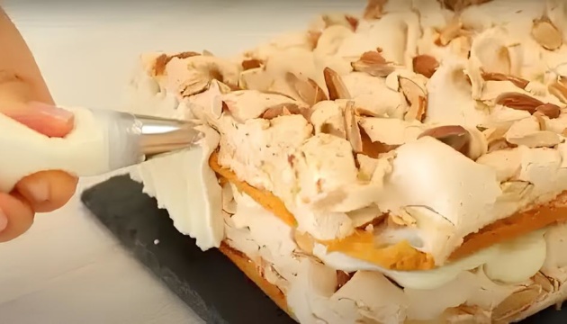 Солодка деколонізація: від «Павлової» до «Каринської»