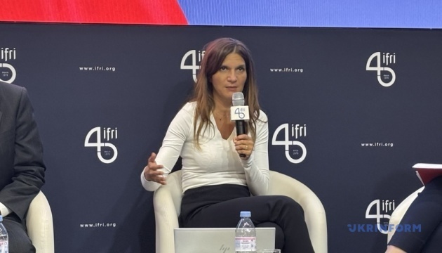 Coalition of the Willing plan for Ukraine’s security guarantees gains U.S. support, French expert says