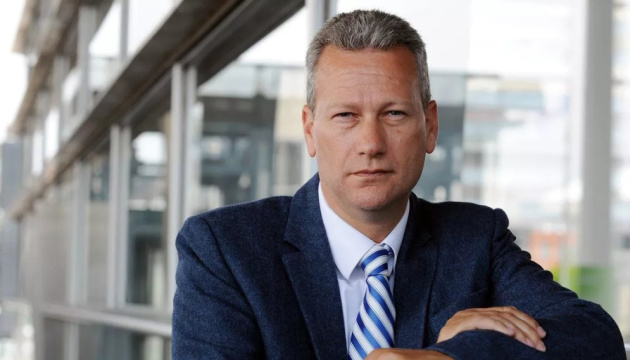 Ексдепутат Європарламенту отримував хабарі за підтримку РФ