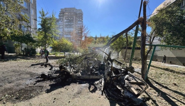 На Херсонщині через обстріли минулої доби загинула людина, поранені 10 цивільних і 5 поліцейських