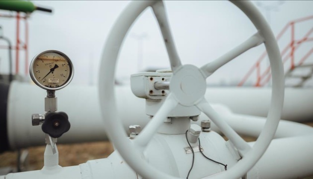 L’Europe paie chaque mois plus d’un milliard d’euros pour le pétrole et le gaz russes, selon The Times