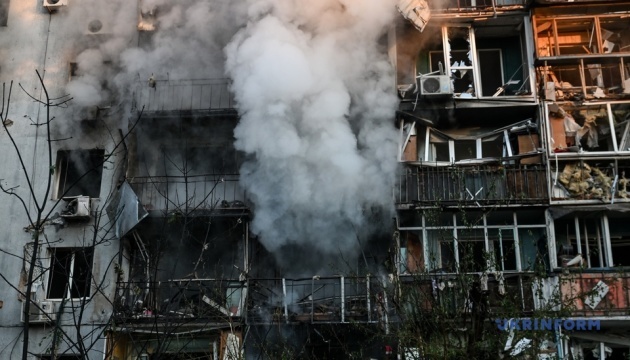 Guerre en Ukraine : le nombre de civils blessés dans une frappe russe sur Zaporijjia atteint 49