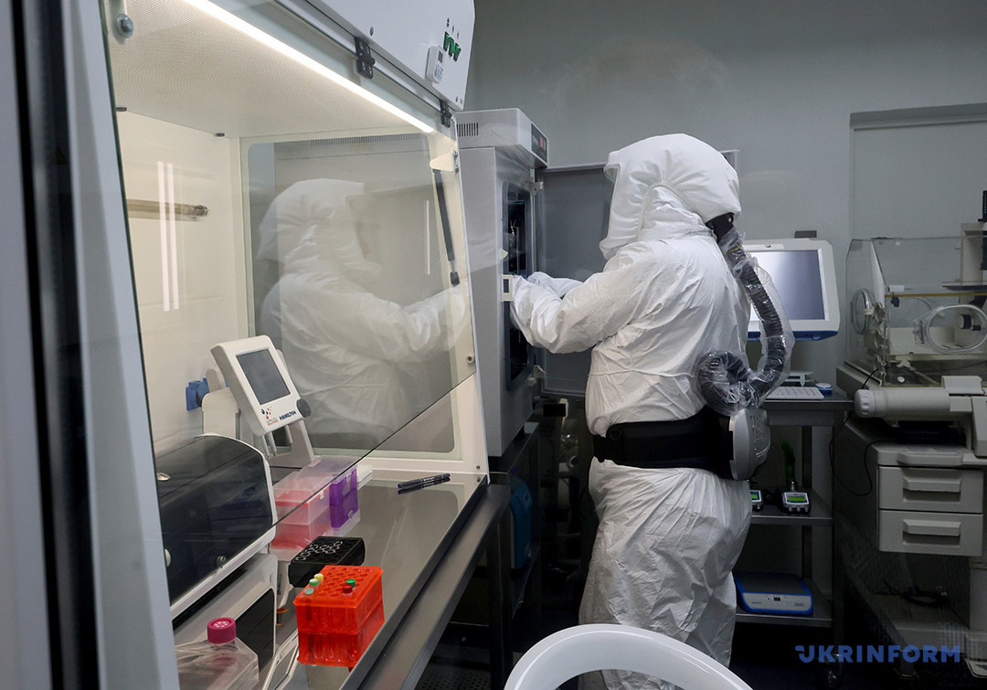 вуглекислотний інкубатор