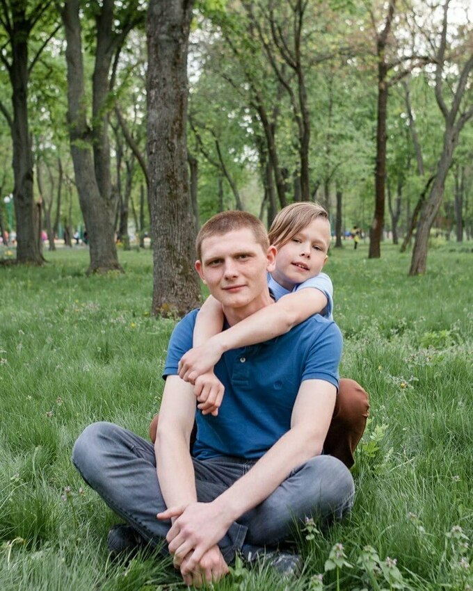 Пам'яті молодшого сержанта Олексія Назарчука (позивний «Фріц»)