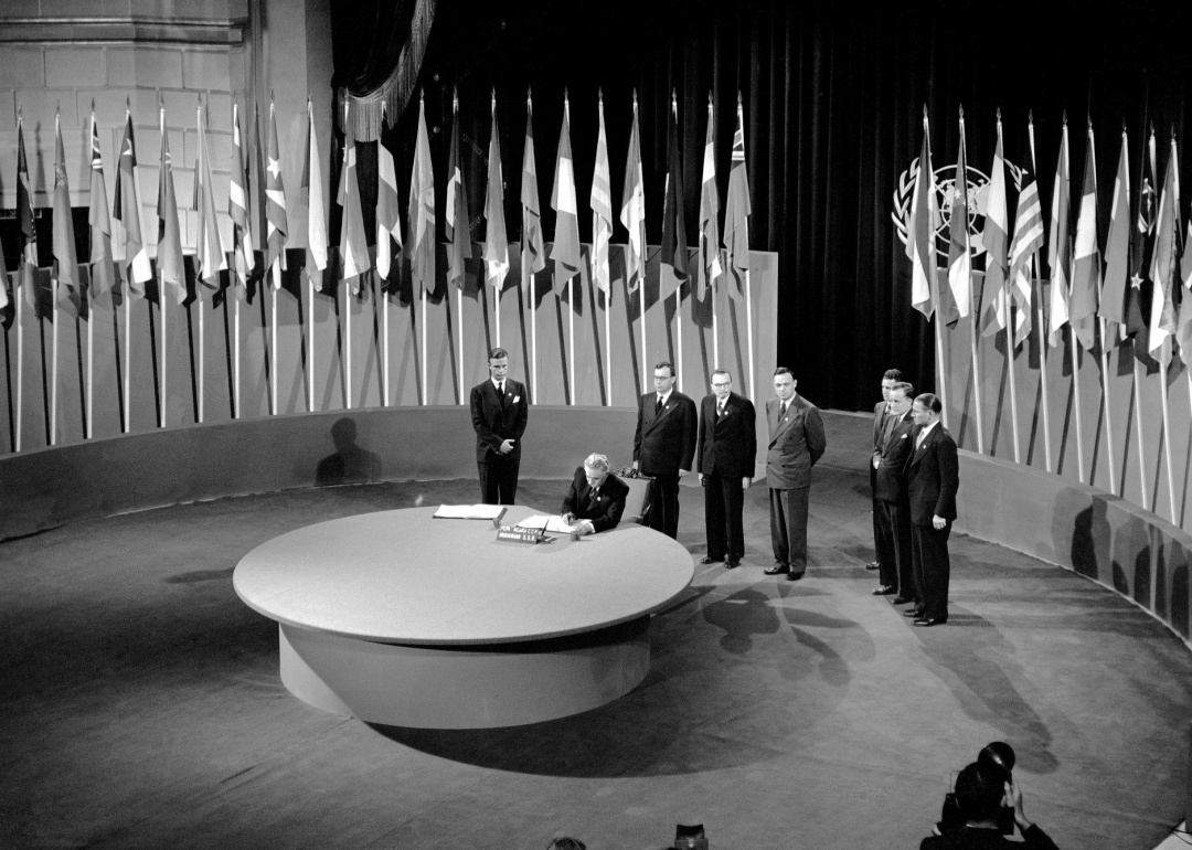 Українська делегація ... санні Статуту ООН