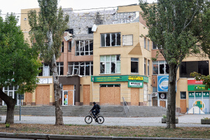 Guerre en Ukraine : cinq civils, dont un adolescent, blessés lors d'une frappe russe sur la ville de Kherson