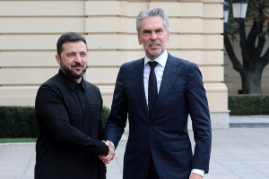 Zelensky, Schoof discuss military, energy assistance, pressure on Russia