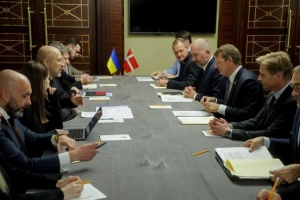 Ukrainian, Danish defense ministers discuss fight against Russian drones