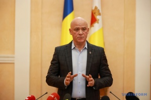 Court orders to keep Trukhanov under 24-hour house arrest