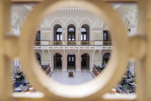 Курси долара та євро на 21 листопада