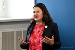 «Календар російських бомбардувань» України у 2025 році розвіює сумніви щодо мирних намірів Росії - посол ЄС