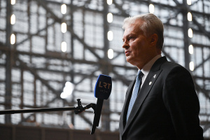 Президент Литви відреагував на заяву Трампа щодо зміни лідера в Україні