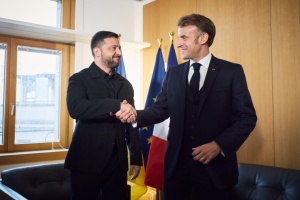 Зеленський і Макрон у телефонній розмові скоординували подальші кроки