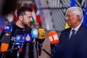 Russian propaganda invents fake claim that Zelensky wore platform shoes at EU summit