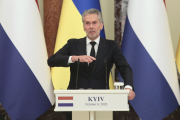 無人機は脅威、私たちはウクライナと共に対抗していく＝スホーフ蘭首相