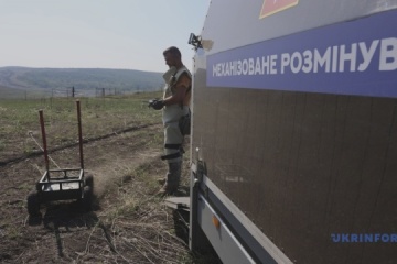 Na Ukrainie w ramach programu rekompensaty kosztów oczyszczono 5,1 tys. hektarów gruntów rolnych
