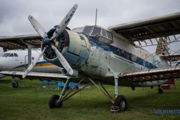 Державному музею авіації передали два унікальні літаки Ан