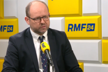 Polish official says country can no longer accept more Ukrainian refugees