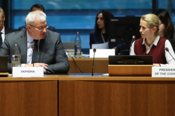 Le ministre ukrainien des Affaires étrangères appelle l’UE à aider Kyiv à traverser un nouvel hiver de guerre