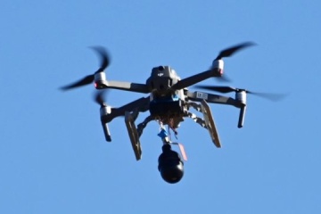 Russians drop explosives from drone on their soldier who wanted to surrender