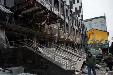 Роснєфть і Лукойл під санкціями США| Дрони у квартирах киян| Вбивство журналістів у Краматорську