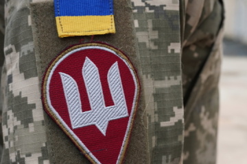 Les parachutistes ukrainiens sauvent dix civils lors de la libération d’un village dans la région de Donetsk 
