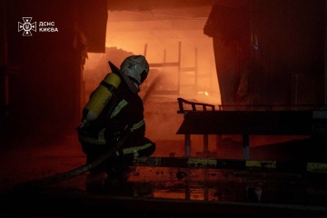 ロシア軍、キーウを弾道ミサイルで攻撃 負傷者９名