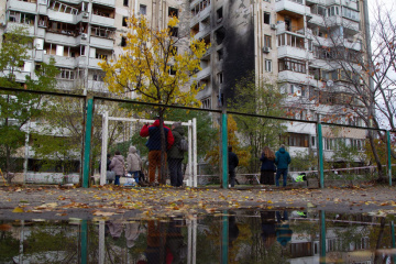 Zahl der Verletzten bei russischen Angriffen auf Kyjiw steigt auf 32, 3 Menschen starben   