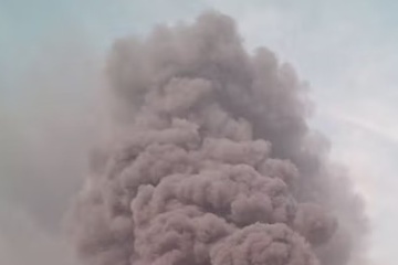 In Region Donezk zerstören Drohnenpiloten russisches Flammenwerfersystem „Buratino“